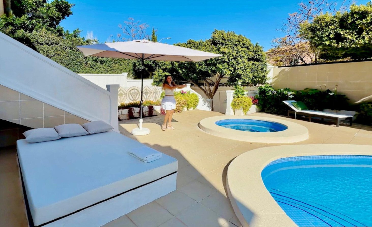 Exklusive Villa mit mediterranem Flair und Meerblick in Palma Exklusive Villa mit mediterranem Flair und Meerblick in Palma