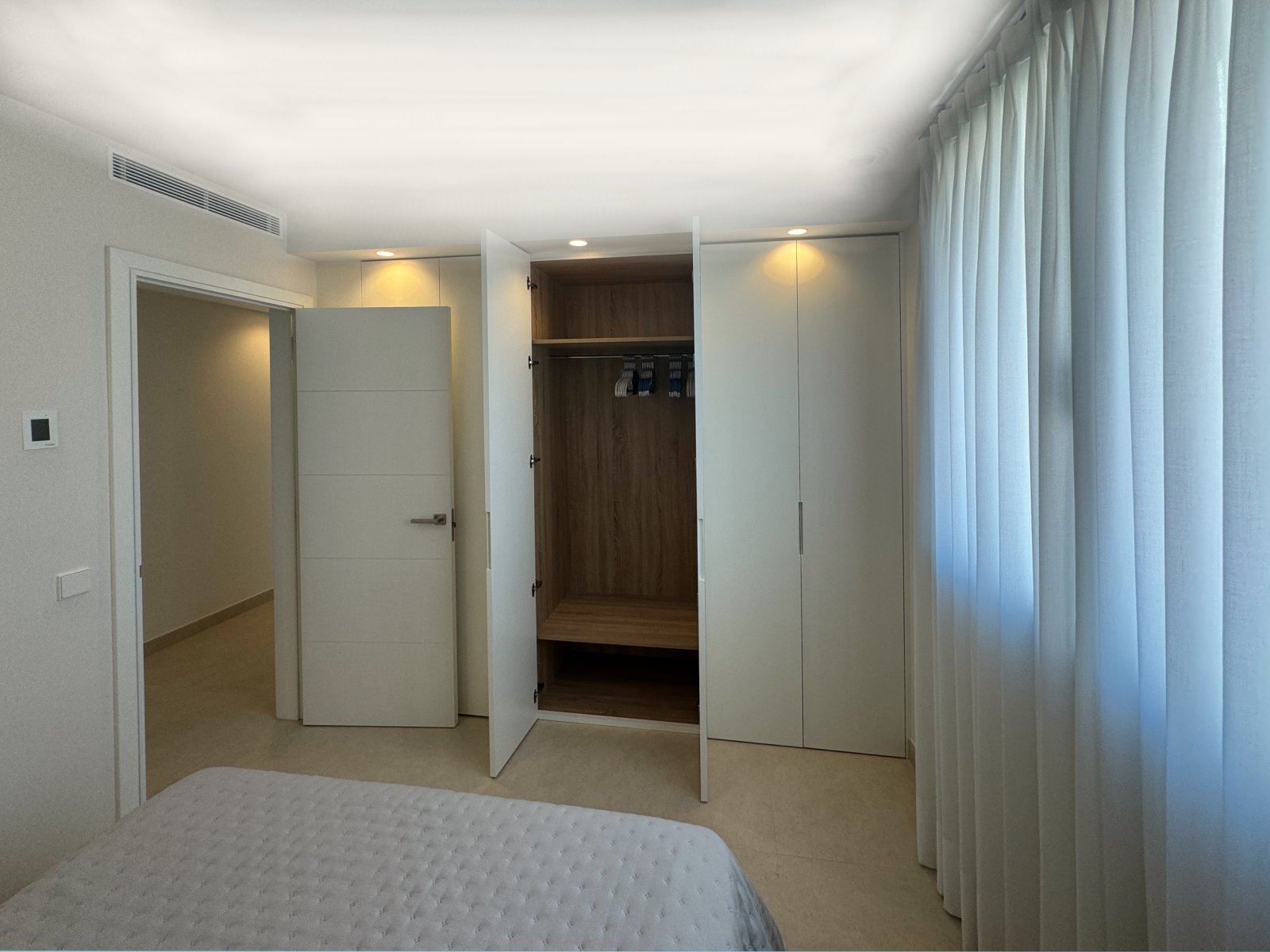 Schlafzimmer in der Luxus Wohnung in Palma
