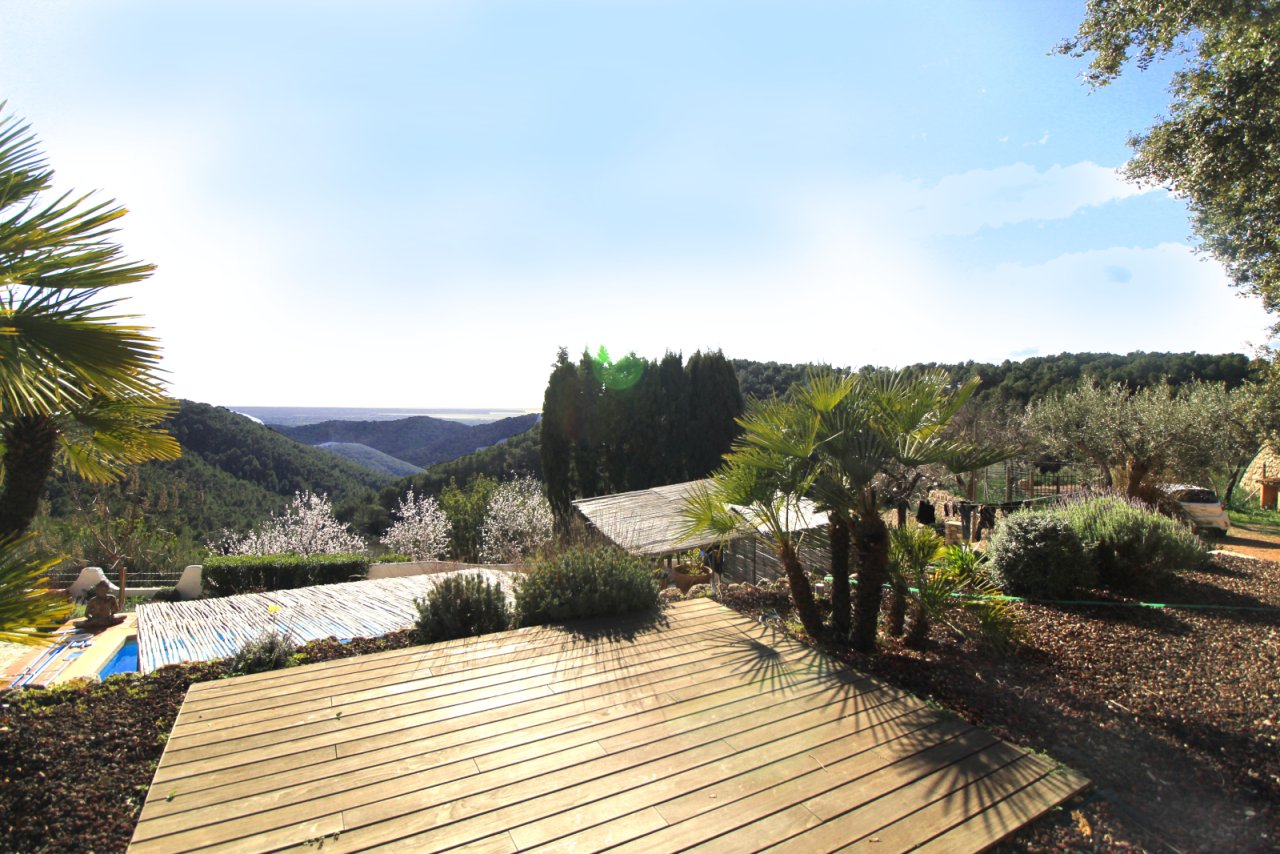 Yogaplatz mit Blick zum Meer