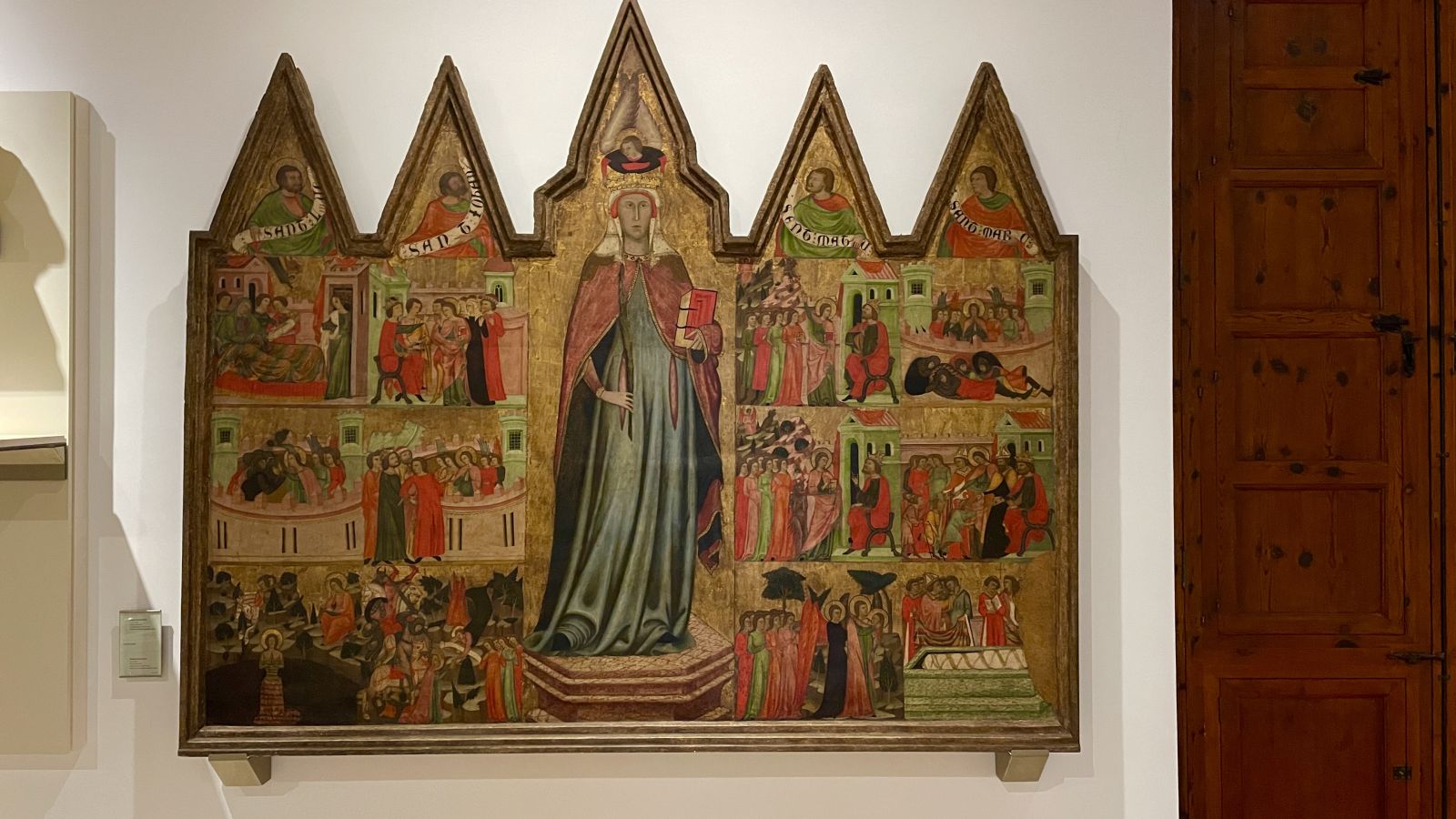 Gemälde im Museo de Mallorca im Palacio Aiamans Historisches Gemälde an strukturierter Wand im Museo de Mallorca in Palma